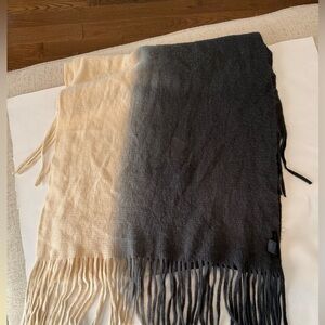 Steve Madden Soft Tan and Black Grey Ombré Fringe Shawl Wrap Scarf